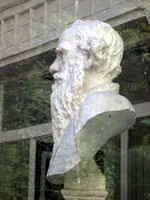 Скульптурный портрет Л.Н. Толстого