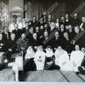 ЦГАКФФД Уч.18 Группа участников открытия лазарета ,во 2-м ряду 5-й слева С.М.Проппер -1914 г ФАБ